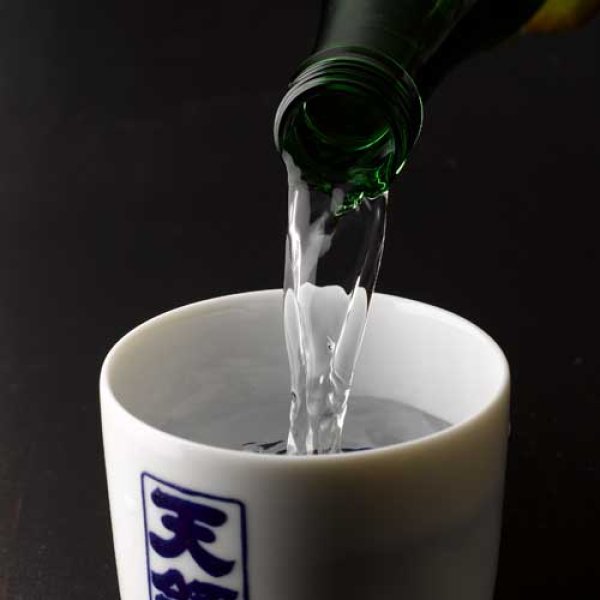 画像4: 日野屋しぼりたて純米大吟醸生原酒 1800ml　 (4)