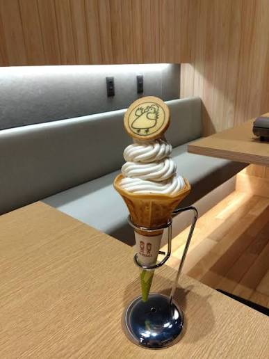 下呂温泉街で楽しめる甘酒ソフトクリーム
